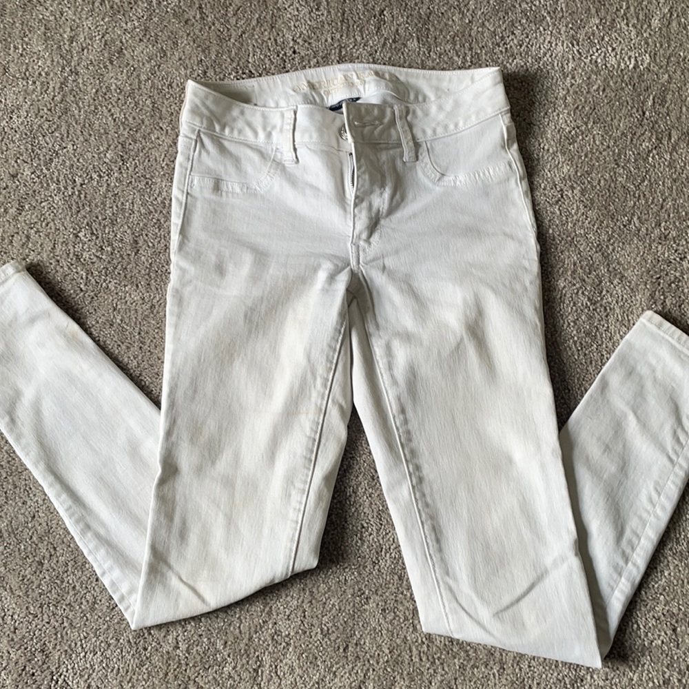 White AE super stretch jeans